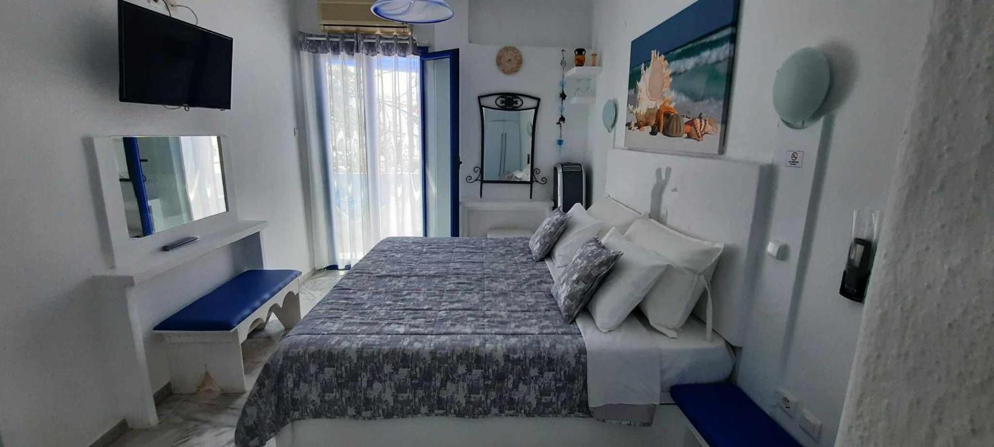 Doron Hotel Delfini Naxos City ภายนอก รูปภาพ